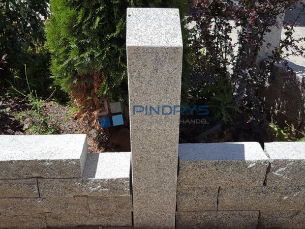 Granitsäulen, Granitpfosten, Zaunpfosten, Palisaden